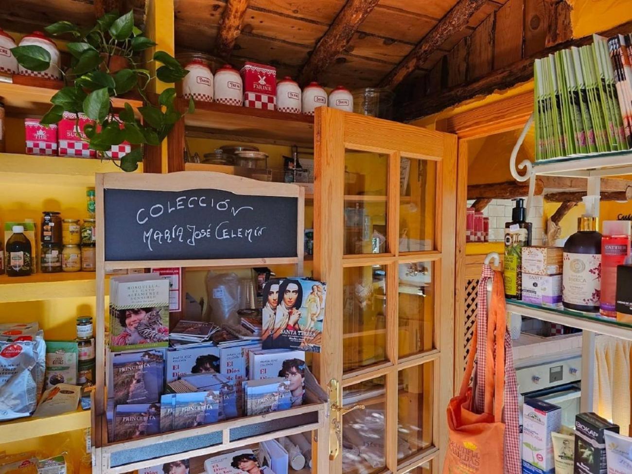 Beautiful Alamedas - Una Casa Rural Con Una Historia Unica Castronuno Eksteriør billede