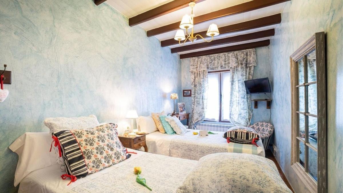 Beautiful Alamedas - Una Casa Rural Con Una Historia Unica Castronuno Eksteriør billede