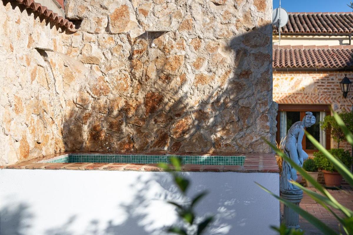 Beautiful Alamedas - Una Casa Rural Con Una Historia Unica Castronuno Eksteriør billede