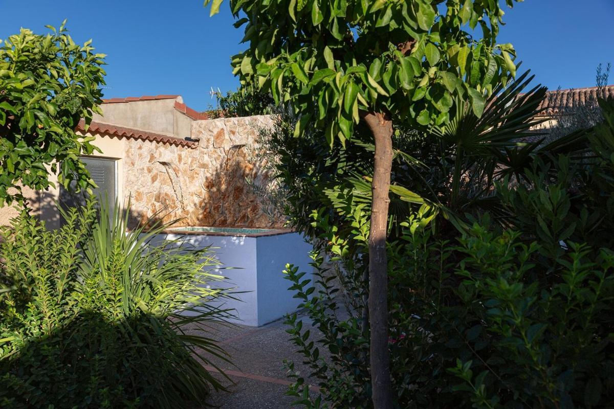 Beautiful Alamedas - Una Casa Rural Con Una Historia Unica Castronuno Eksteriør billede
